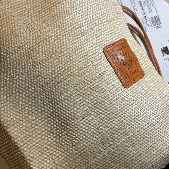 Straw purse made from 100% Henequen plant Mexico Import - Picture 3 of 6